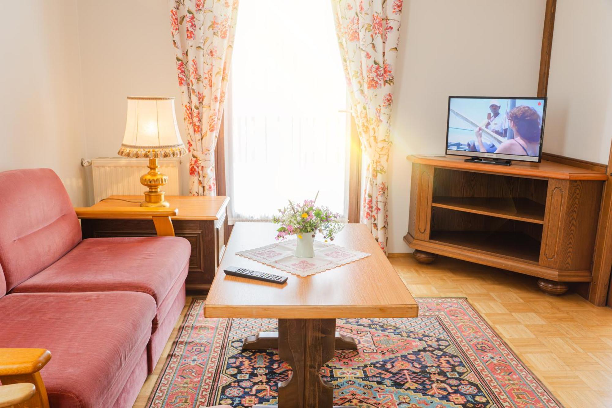 Seebad Appartements Sankt Wolfgang im Salzkammergut Bagian luar foto